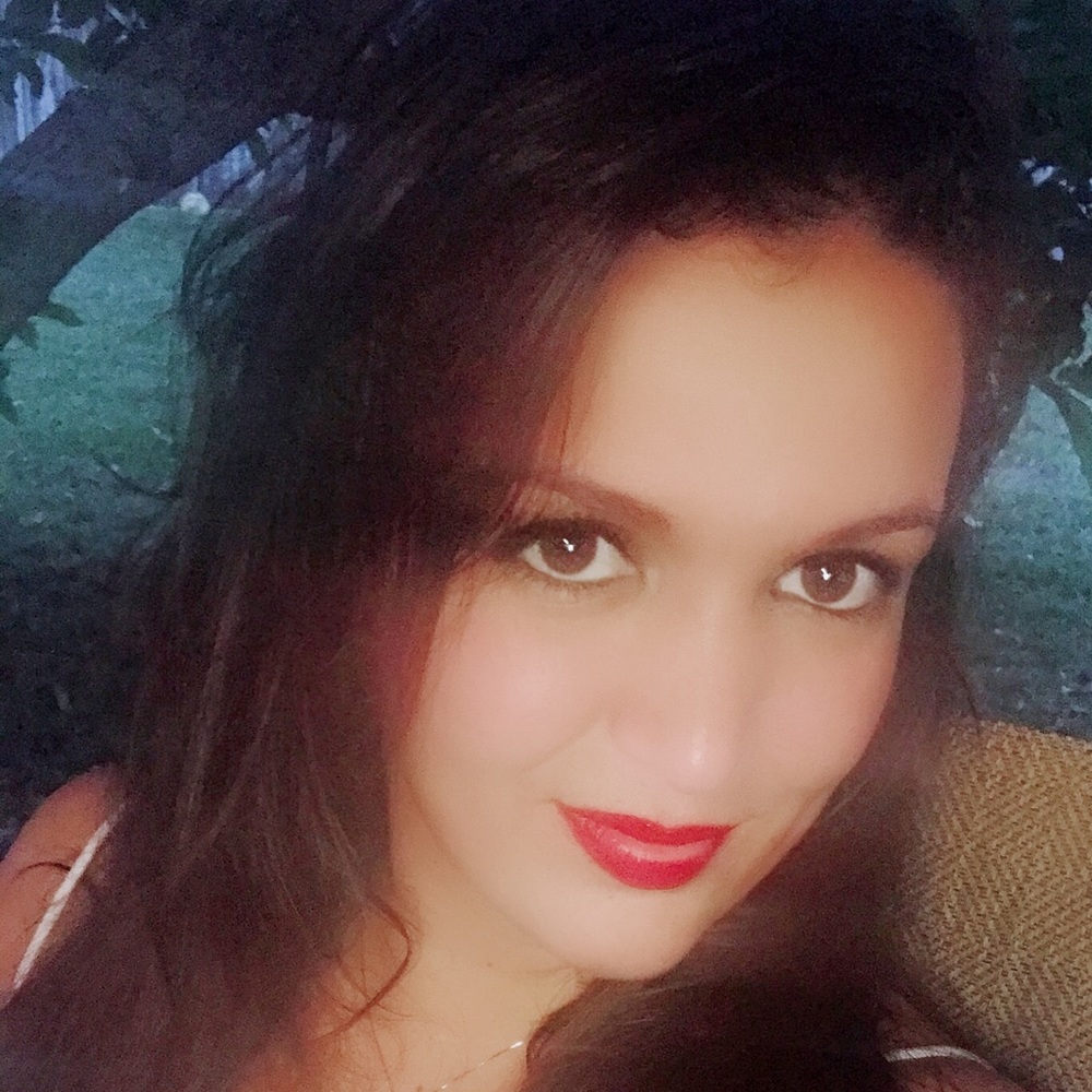 Meet your Posher, Teresita